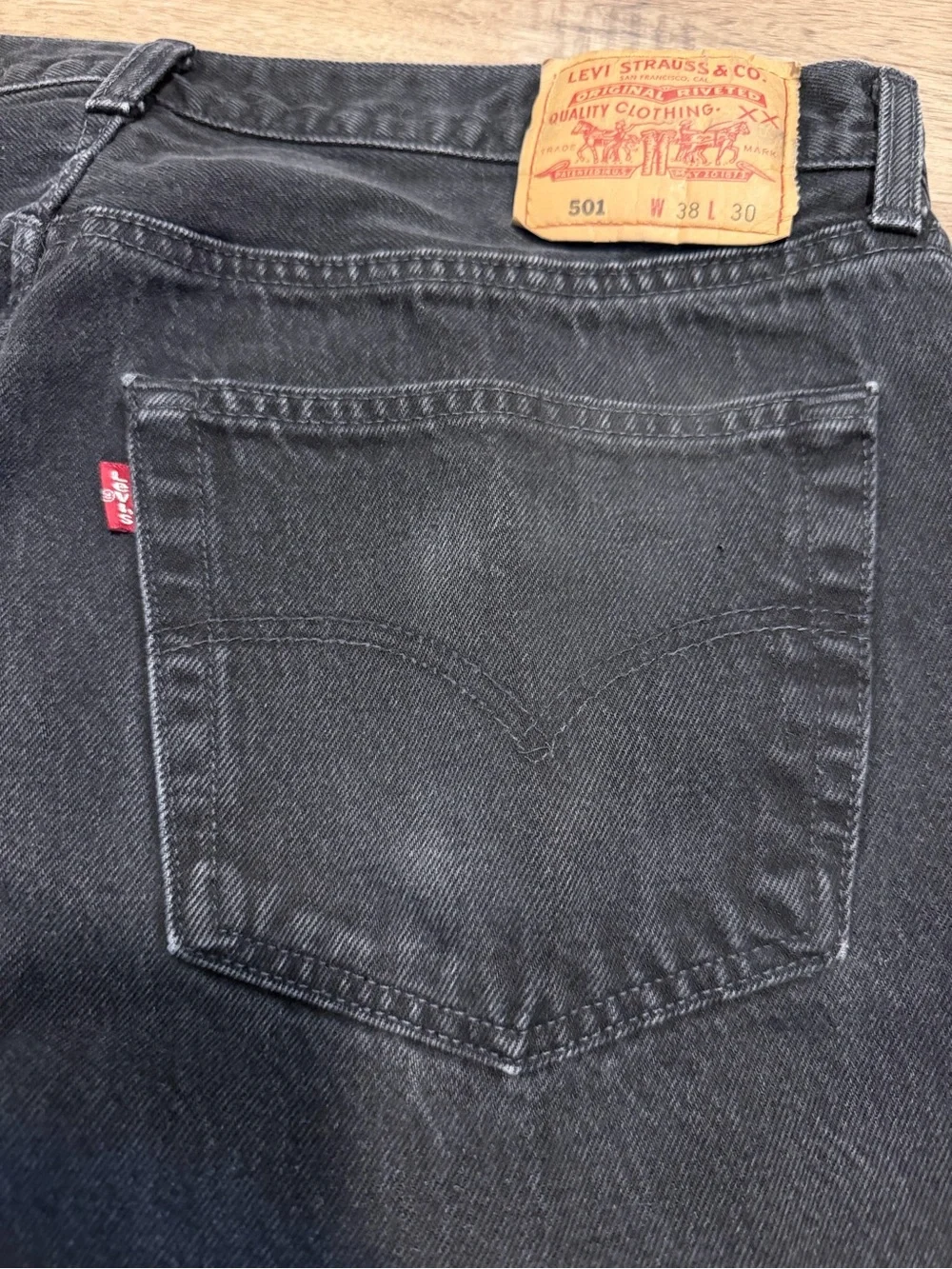VTG Levi's 501 Button Fly Black Denim Jeans 36x30 tag 38x30 1999 Canada Made